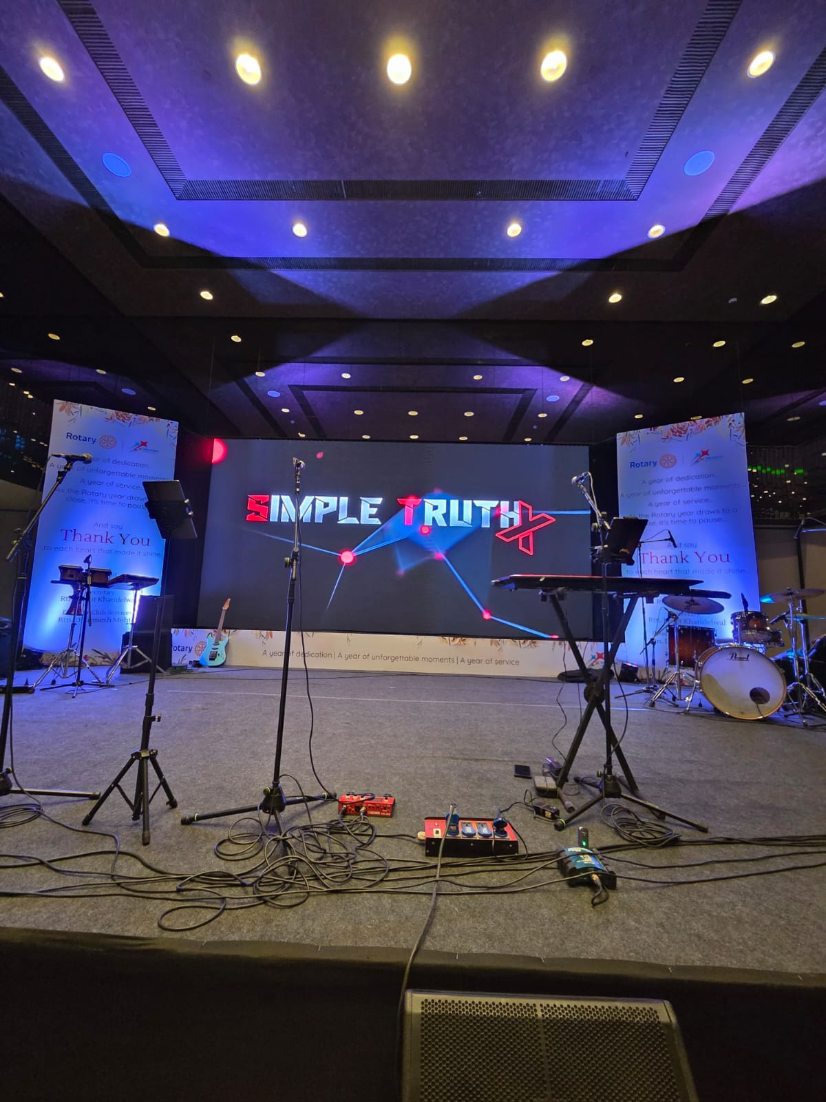 Live stage, sound and lighting production